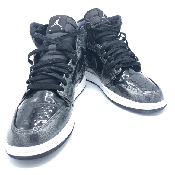 Air Jordan 1 Retro | Sz 10.5 - Picture 16 of 16